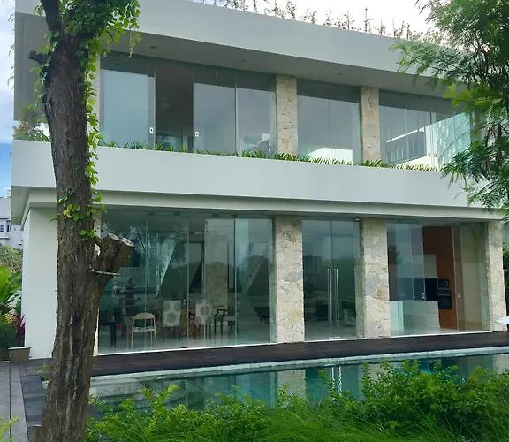 New Kuta Golf / Ocean * Uluwatu (Bali)